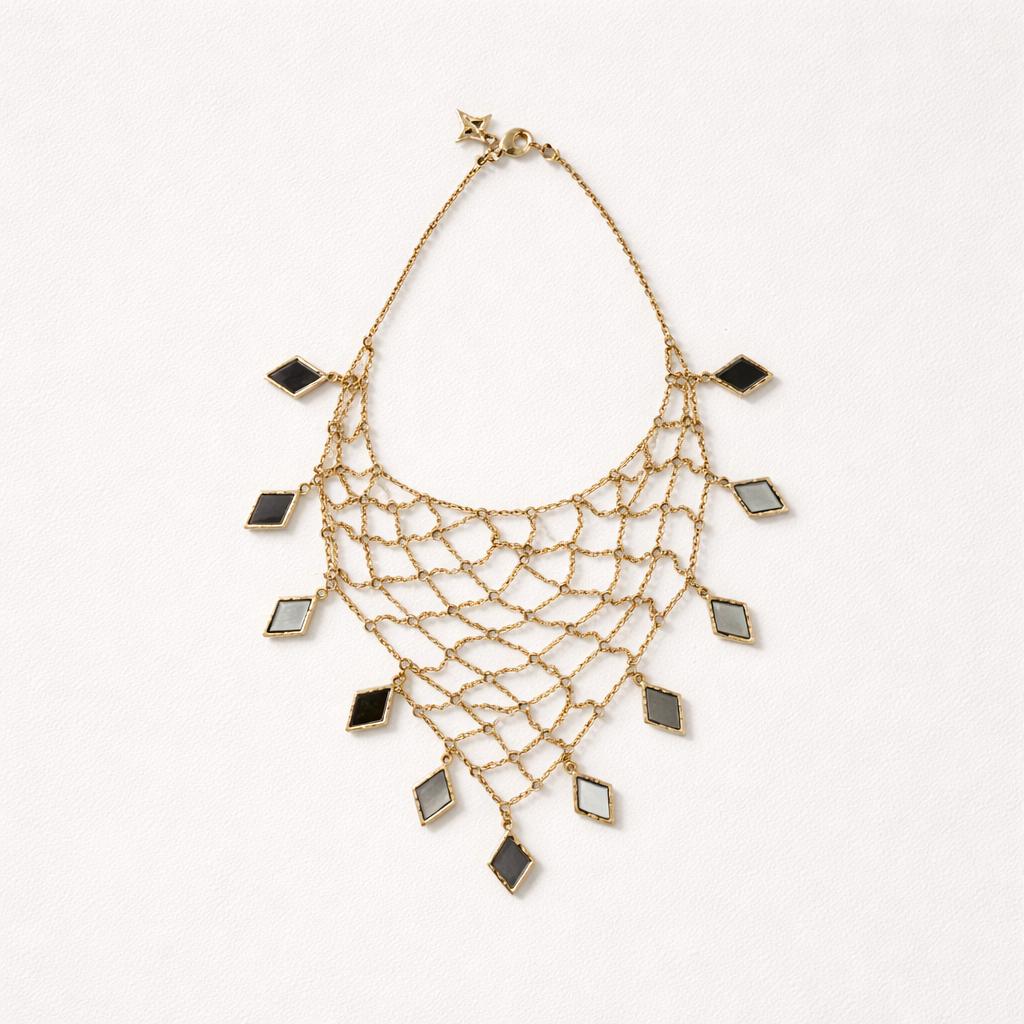 COLLAR ROMBO